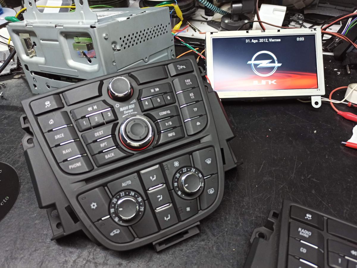 Repair of OPEL Insignia, Astra, and Mokka Navigators