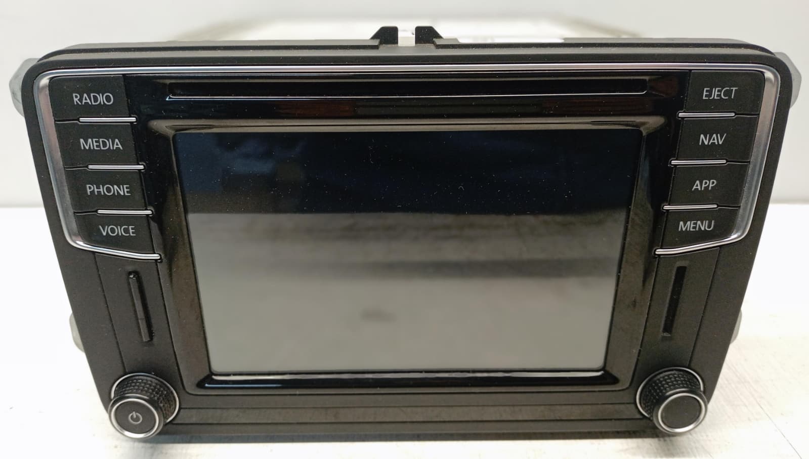 Reparación de pantalla Volkswagen MIB STD2 PQ +/NAV