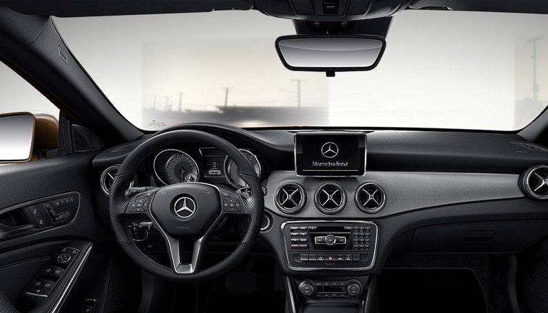 Mercedes Dash