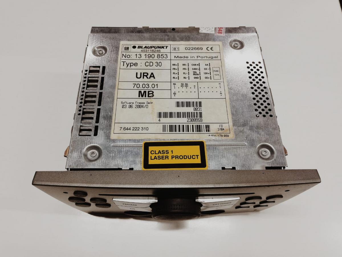 Etiqueta con detalles de la unidad